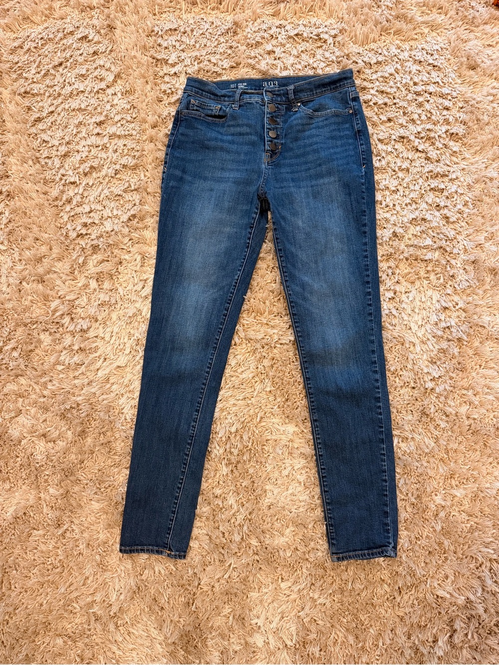 a.n.a Dark Blue High-Rise Button-Fly Skinny Jeans 10T